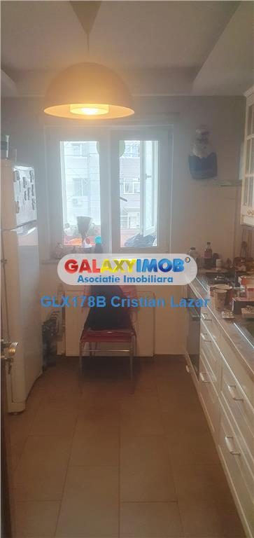 ZONA LINISTITA, ETAJ INTERMEDIAR