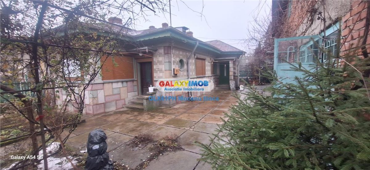Vanzare teren + 2 corpuri casa, zona Republicii, Ploiesti