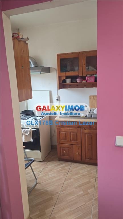 GARSONIERA CRANGASI ETAJ INTERMEDIAR