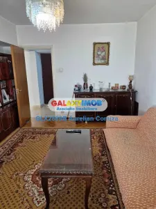 Vanzare apartament 3 camere 1 Mai/Ion Mihalache etaj6 - foto 3