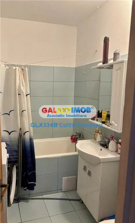 Apartament 2 camere  PANDURI stradal,vedere spate - foto 4