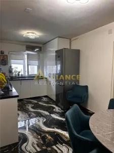 Gata de mutare! 2 camere decomandate, Mobilat si utilat bloc reabilitat, loc parcare inclus,STV la doar 3min - foto 8