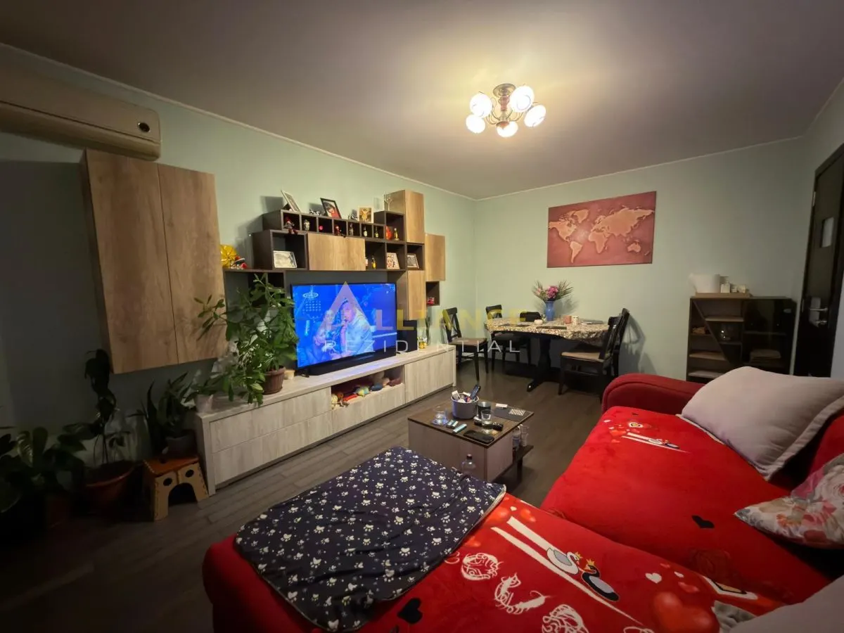 De vanzare in exclusivitate – Apartament 3 camere, Str. Izvorul Muresului - foto 3