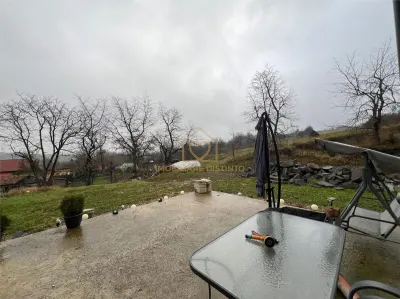 Casa de vanzare cu 5 dormitoare recent renovata - foto 13