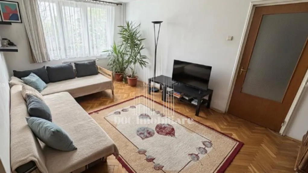 Vanzare 3 camere | 1Decembrie - foto 1
