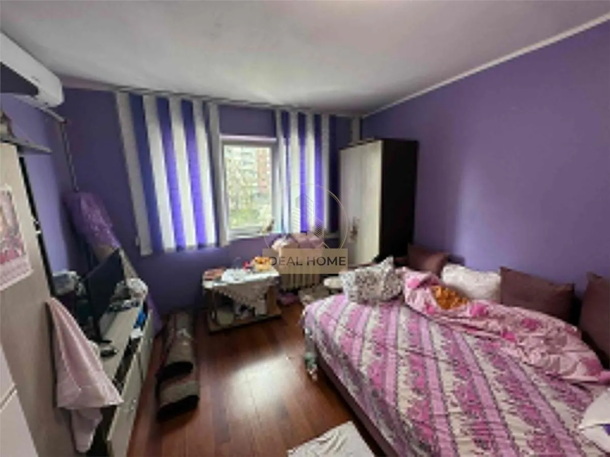 Camera Camin Piata Nicolina - foto 4