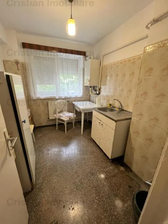 65mp AP 3 camere Calea Galati  Confort 1 Etaj 3 - foto 5