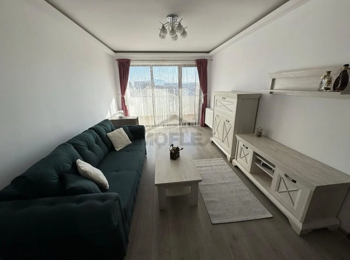 Apartament 2 camere, zona Tractorul - foto 1