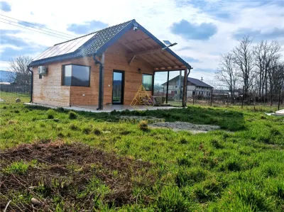 Teren 1165 mp + Cabana de vanzare in Garleni – aproape de natura - Garleni