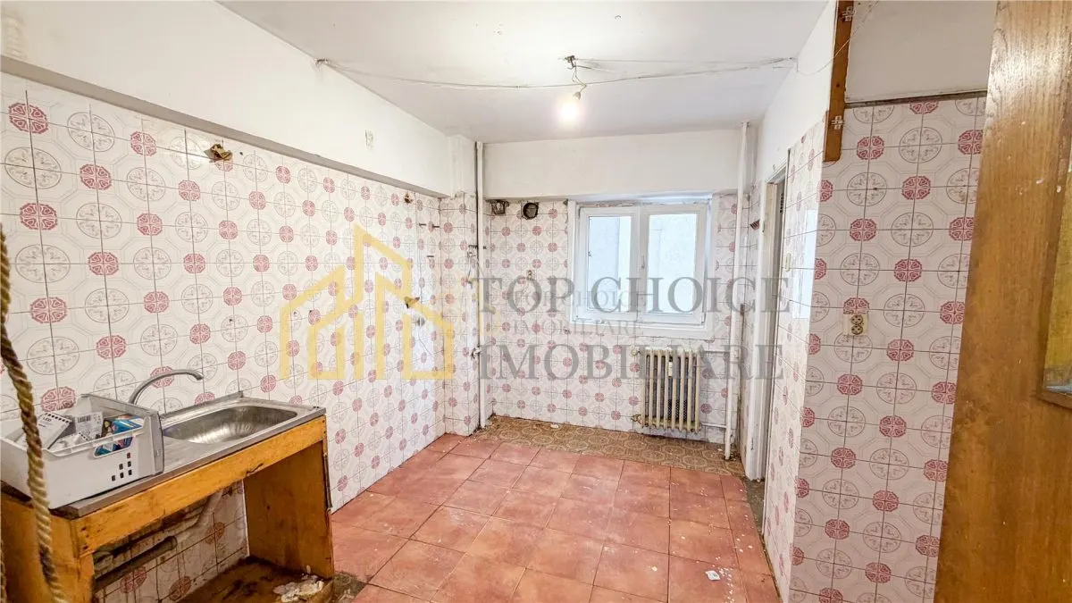 4 CAMERE DOROBANTI - BLOC 1980 - ETAJ 3 - PARCARE INCLUSA - foto 17