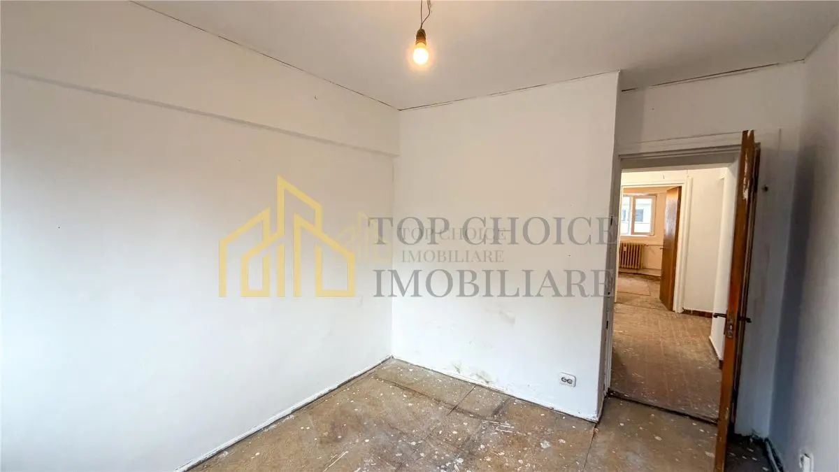 4 CAMERE DOROBANTI - BLOC 1980 - ETAJ 3 - PARCARE INCLUSA - foto 4