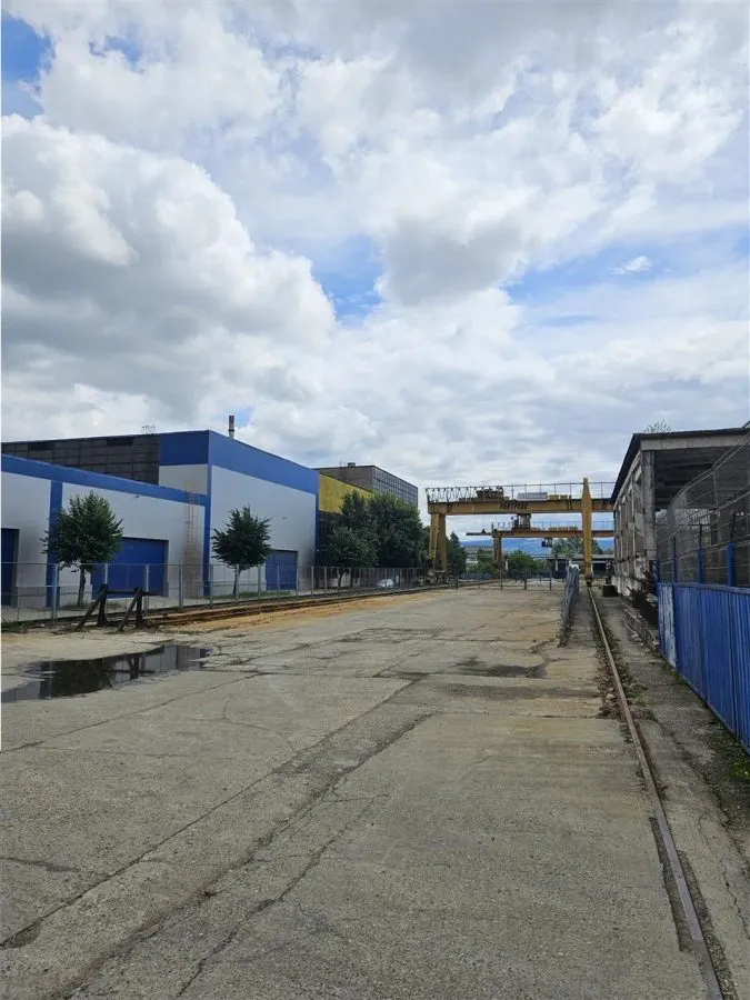 Spatiu Industrial - 3100 mp - Productie - Depozitare - Distributie - foto 4
