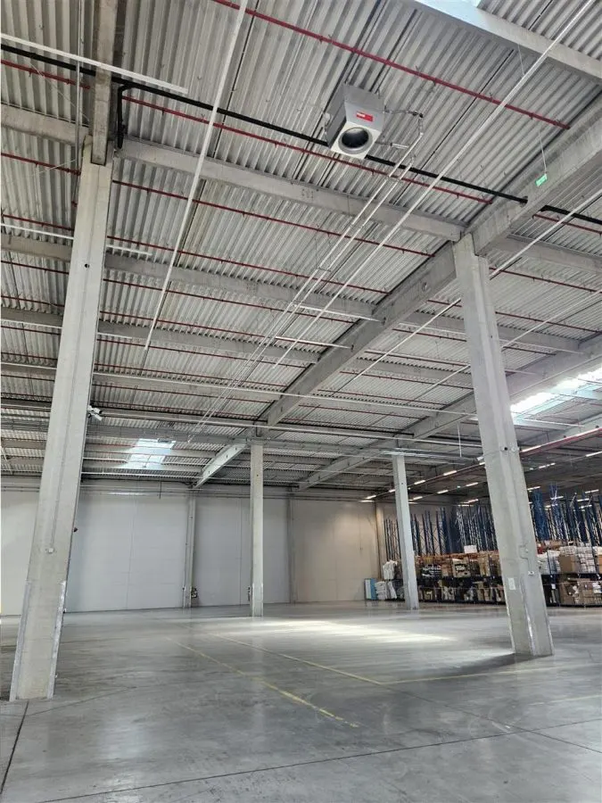 Spatiu Industrial - 6800 mp - Logistica - Productie - Depozitare - Distributie - foto 1