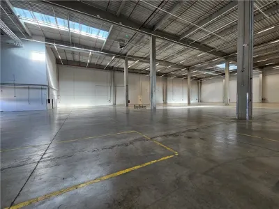 Spatiu Industrial - 6800 mp - Logistica - Productie - Depozitare - Distributie - foto 11
