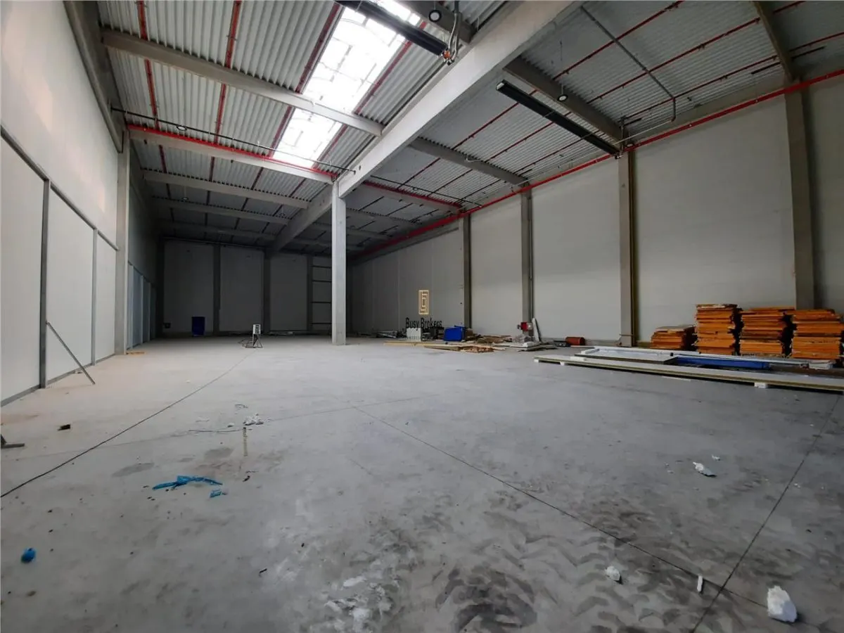 Spatiu Industrial - 2500 mp - Logistica - Productie - Depozitare - Distributie - foto 18