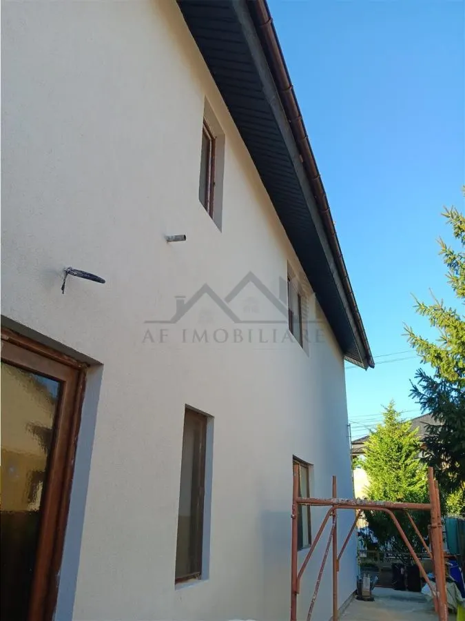 Ocazie Vila P+E 193mp Teren 300 strada asfaltata toate utilitatile Lunca Cetatuii - foto 5