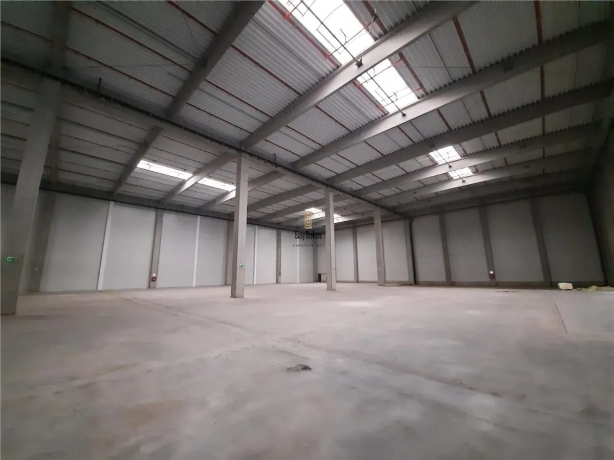 Spatiu Industrial - 2300 mp - Logistica - Productie - Depozitare - Distributie - foto 18