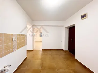 Apartament 3 camere, parter, cu loc de parcare si gradina, zona Piata Izvoare - foto 9