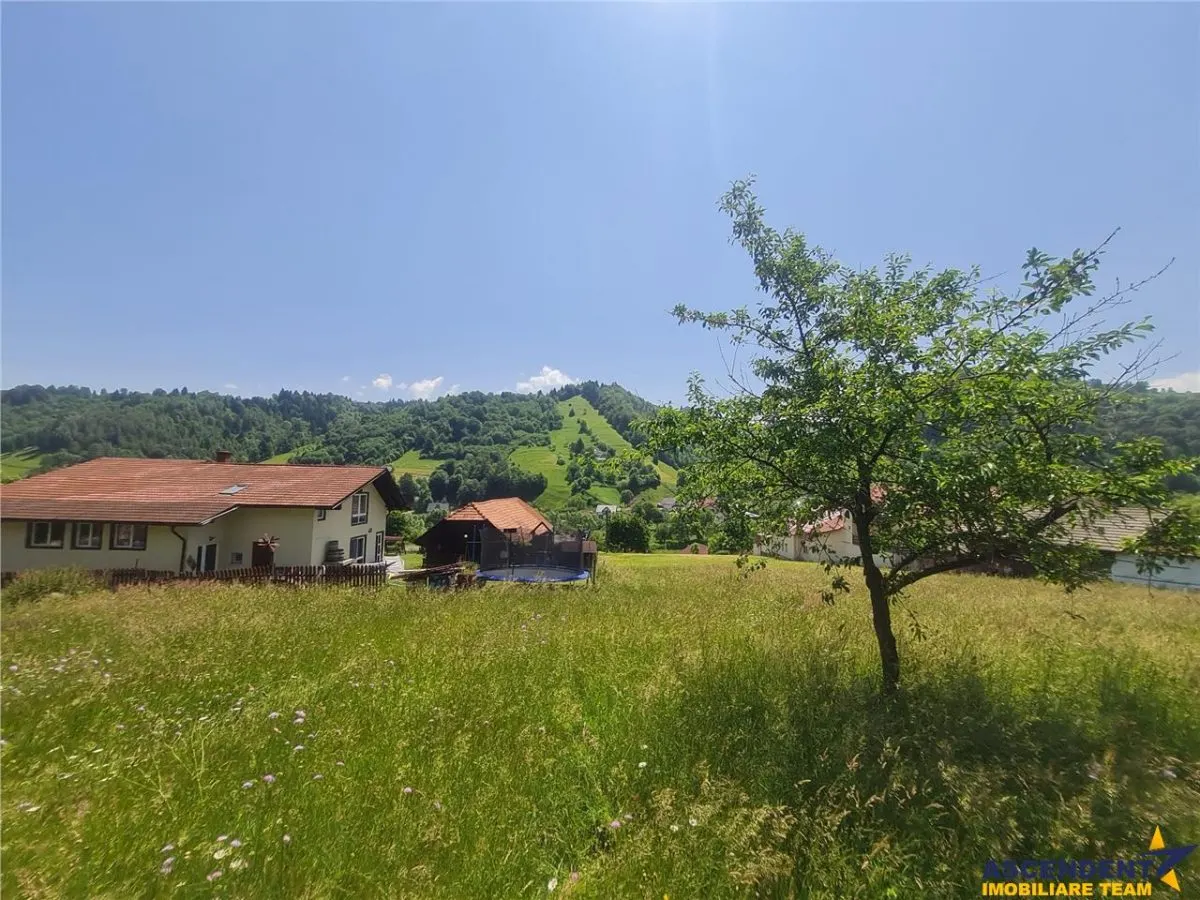 Teren 1.450 mp intravilan, la DN, cu priveliste de carte postala, Bran, Moieciu, Brasov - foto 11