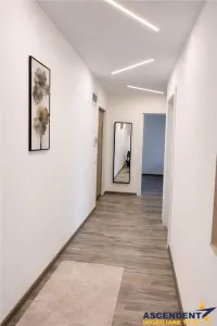 Nou rezidential, cu terasa, gradina proprie, loc parcare, mobilat si utilat, Central, Brasov - foto 3
