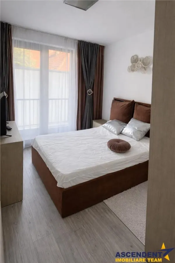 Nou rezidential, cu terasa, gradina proprie, loc parcare, mobilat si utilat, Central, Brasov - foto 7