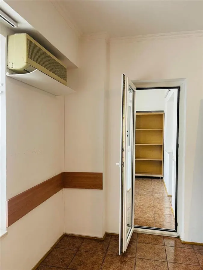 INCHIRERE APARTAMENT 3 CAMERE ZONA MALL VITAN  OCTAVIAN GOGA  SECTOR 3 - foto 4