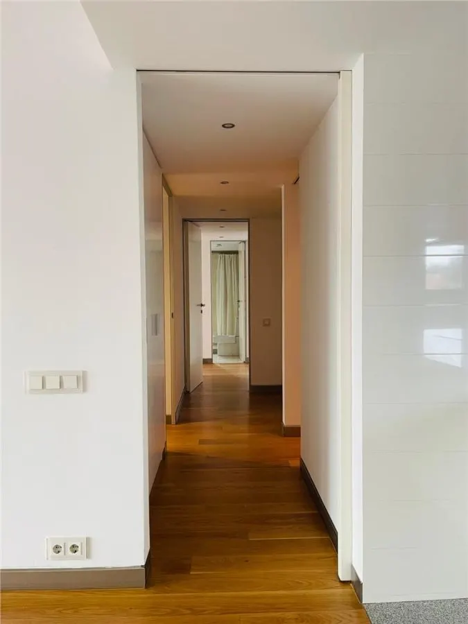 VANZARE APARTAMENT 4 CAMERE DOUA LOCURI PARCARE ZONA KISELEFF SECTOR 1 - foto 7