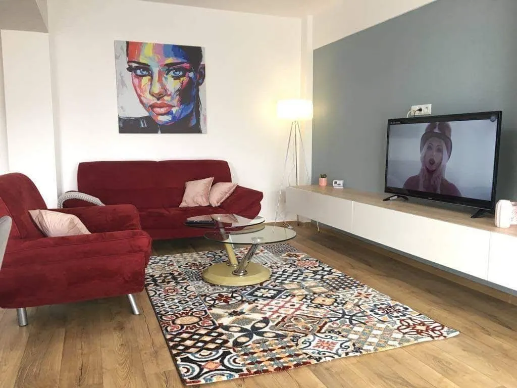 Apartament cu 2 camere, decomandat, zona Tudor, Targu Mures. - foto 1