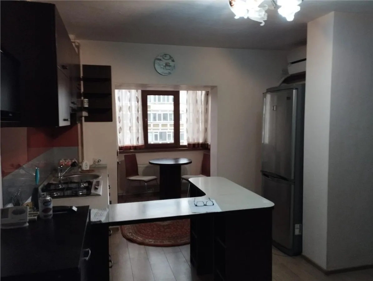 2 camere decomandate centru - foto 6