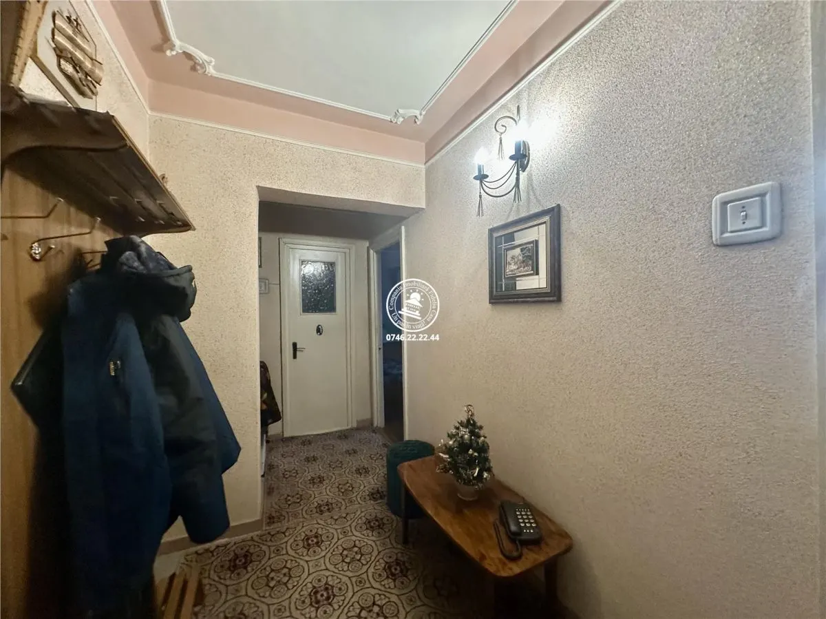 Apartament 3 camere de vanzare Centru - foto 12