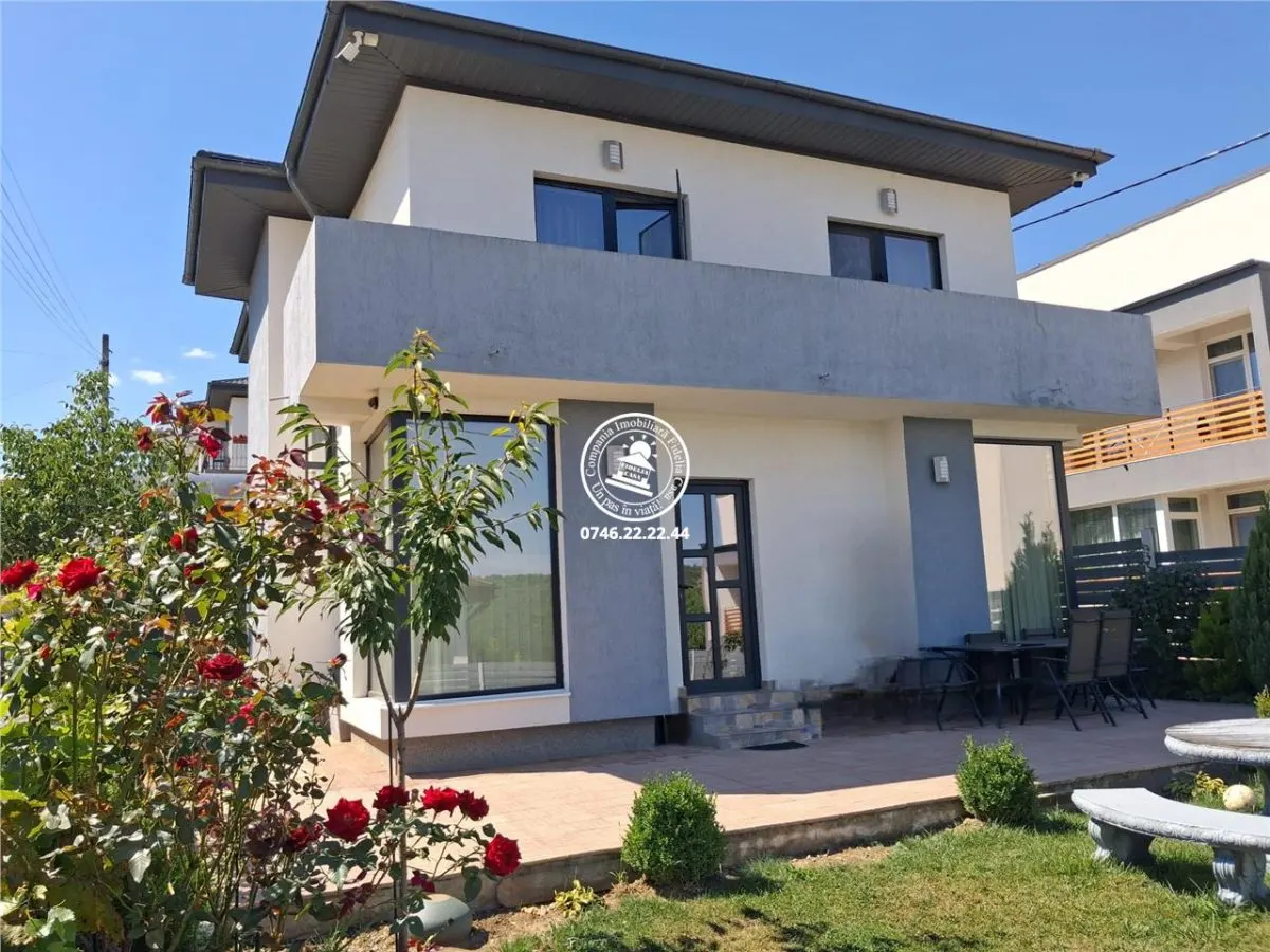 Vila  de vanzare  Rediu, - foto 1