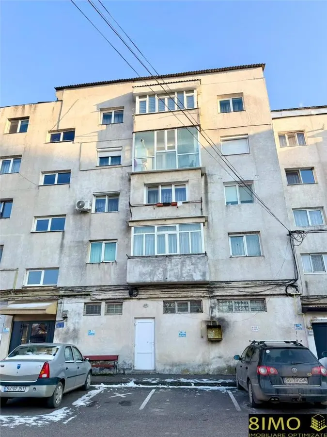 Apartament 3 camere - etaj 3 - foto 1