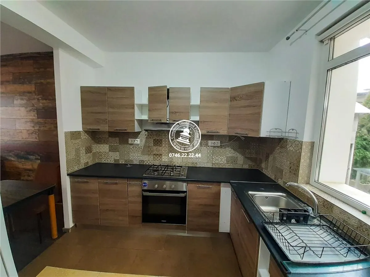 Vila  de vanzare  Rediu, - foto 12