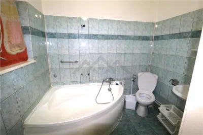 Apartament 3 camere  , centrala proprie , Central - foto 8