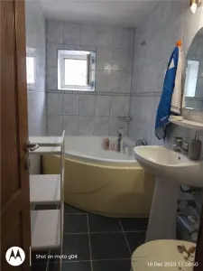 vanzare apartament 3 camere | Unirii-Emil Botta | bloc 1991 reabilitat | etaj 2/8 | 76mp utili | decomandat | renovat | mobilat | - foto 7