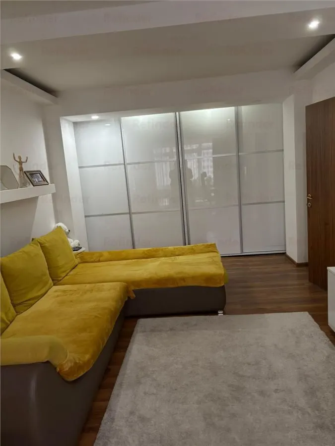 Vanzare apartament 2 camere | Calea Vitan | etaj 8/10 | centrala termica | 55mp utili | bloc 1980 | - foto 1