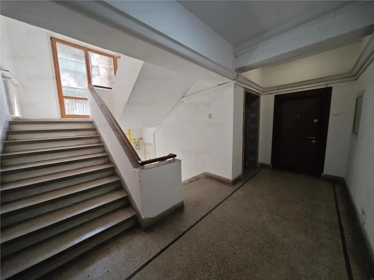 Vanzare apartament 3 camere | Piata Romana metrou | etaj 1/4 | decomandat | renovat | fara risc seismic | - foto 10