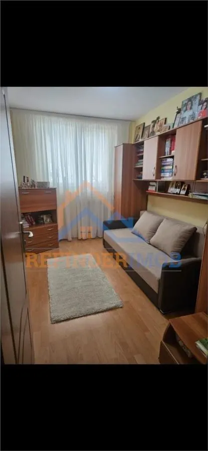 Blv. Brancoveanu 3 camerere decomadat renovat 74mp boxa si parcare - foto 2