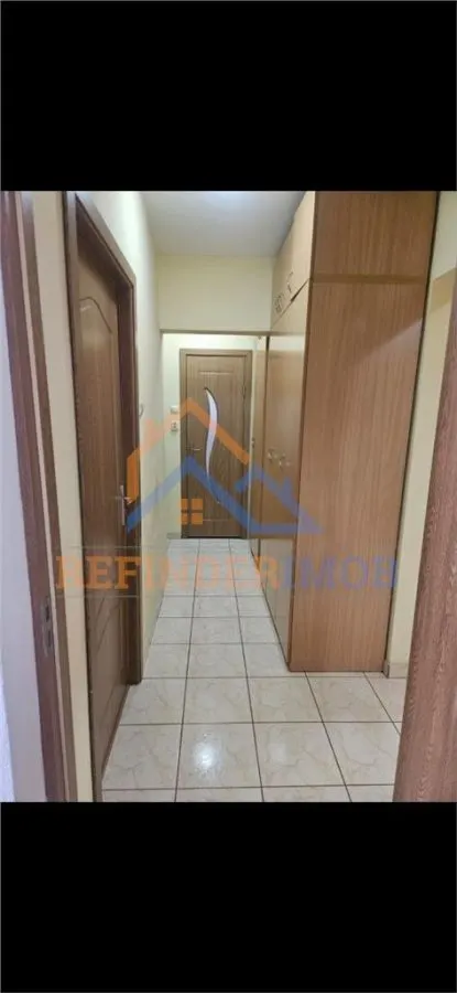 Blv. Brancoveanu 3 camerere decomadat renovat 74mp boxa si parcare - foto 8