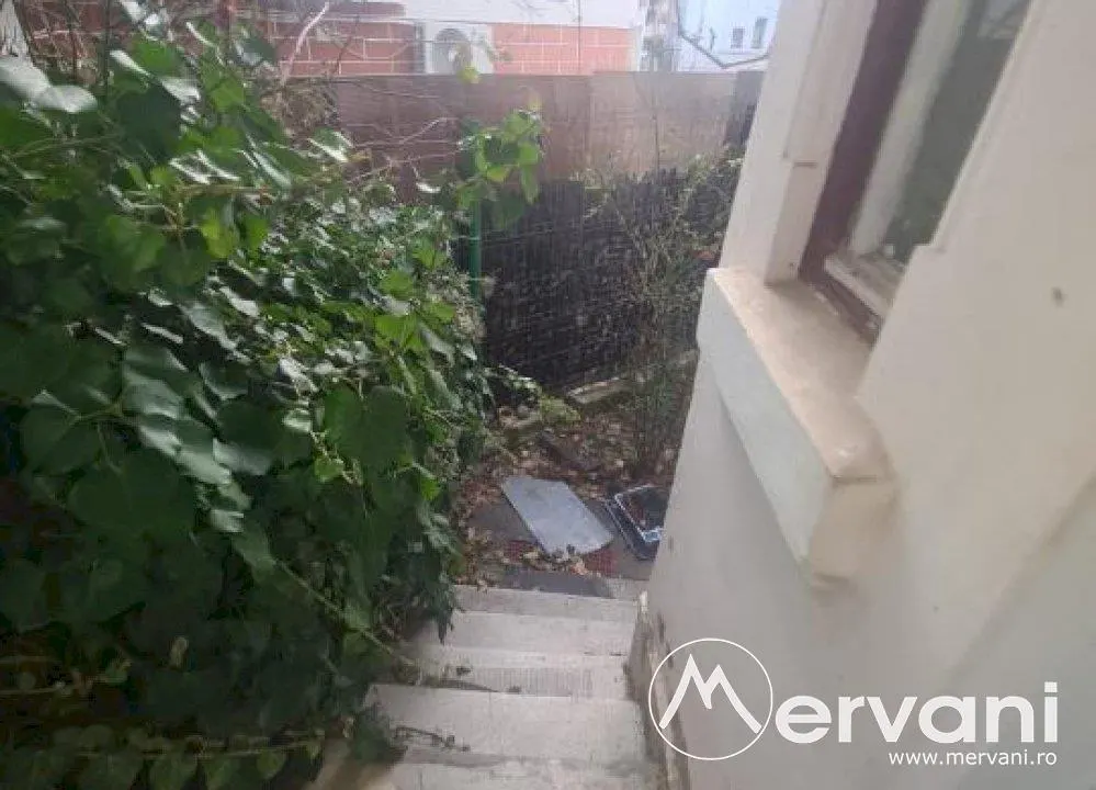 Apartament cu 3 camere de vanzare in Campina - foto 6