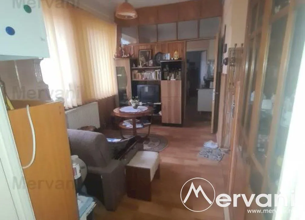 Apartament cu 3 camere de vanzare in Campina - foto 8