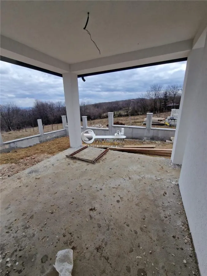 Casa de vanzare I Paun, Barnova I 4 camere, 2 bai I 500 mp teren - foto 7