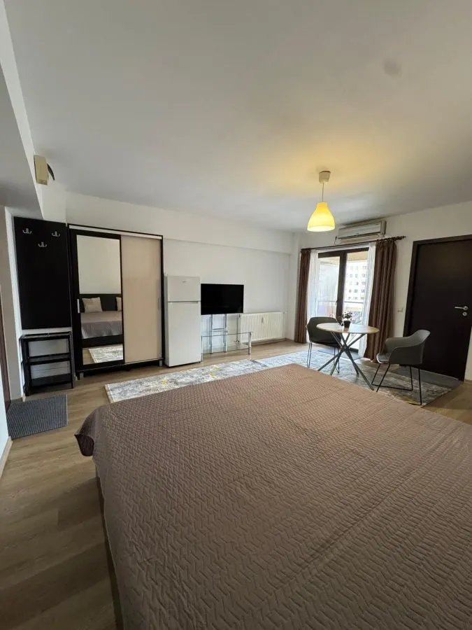 Apartament cu 1 camera mobilat - lângă facultăţi - Tudor V. - 390EUR - foto 4