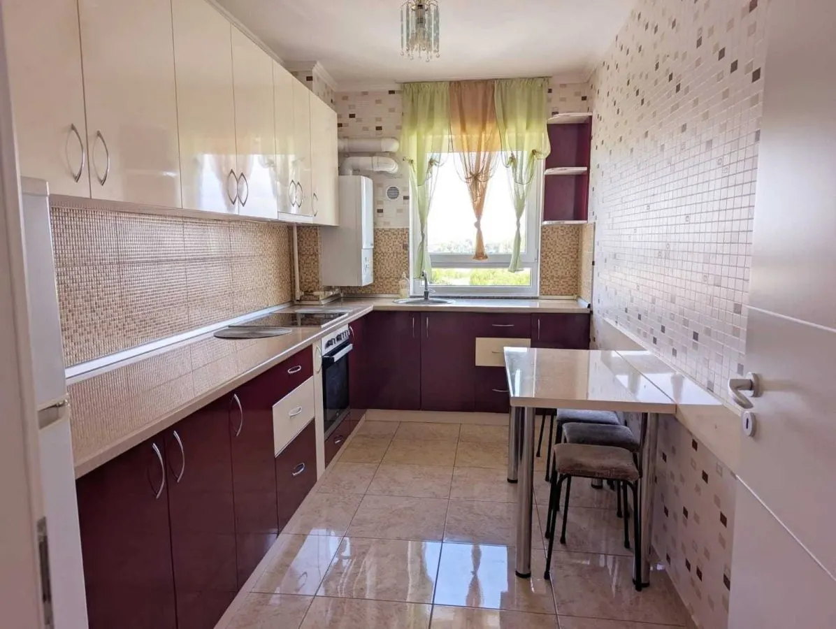 Apartament 2 camere Avantgarden ,mobilat,parcare,beci,131500 Euro - foto 1
