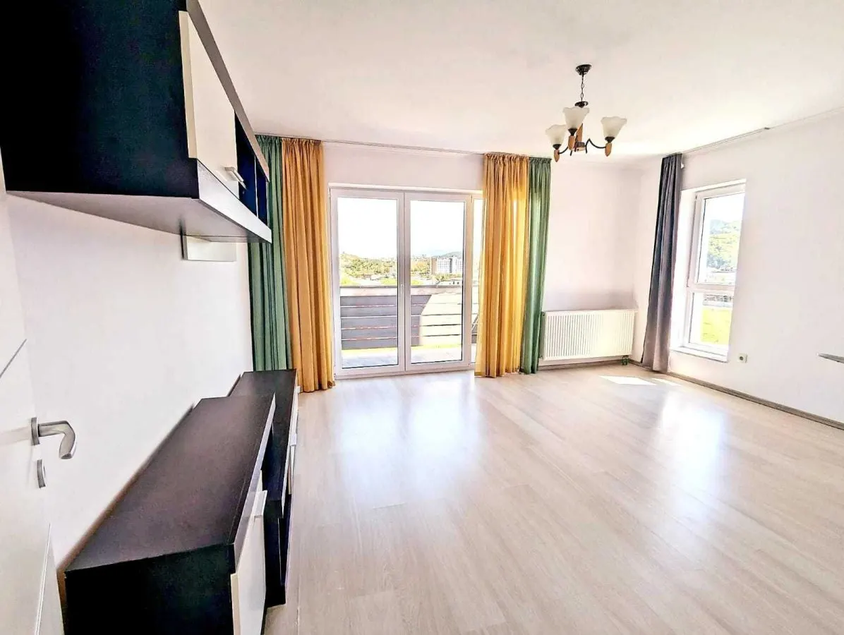 Apartament 2 camere Avantgarden ,mobilat,parcare,beci,131500 Euro - foto 5