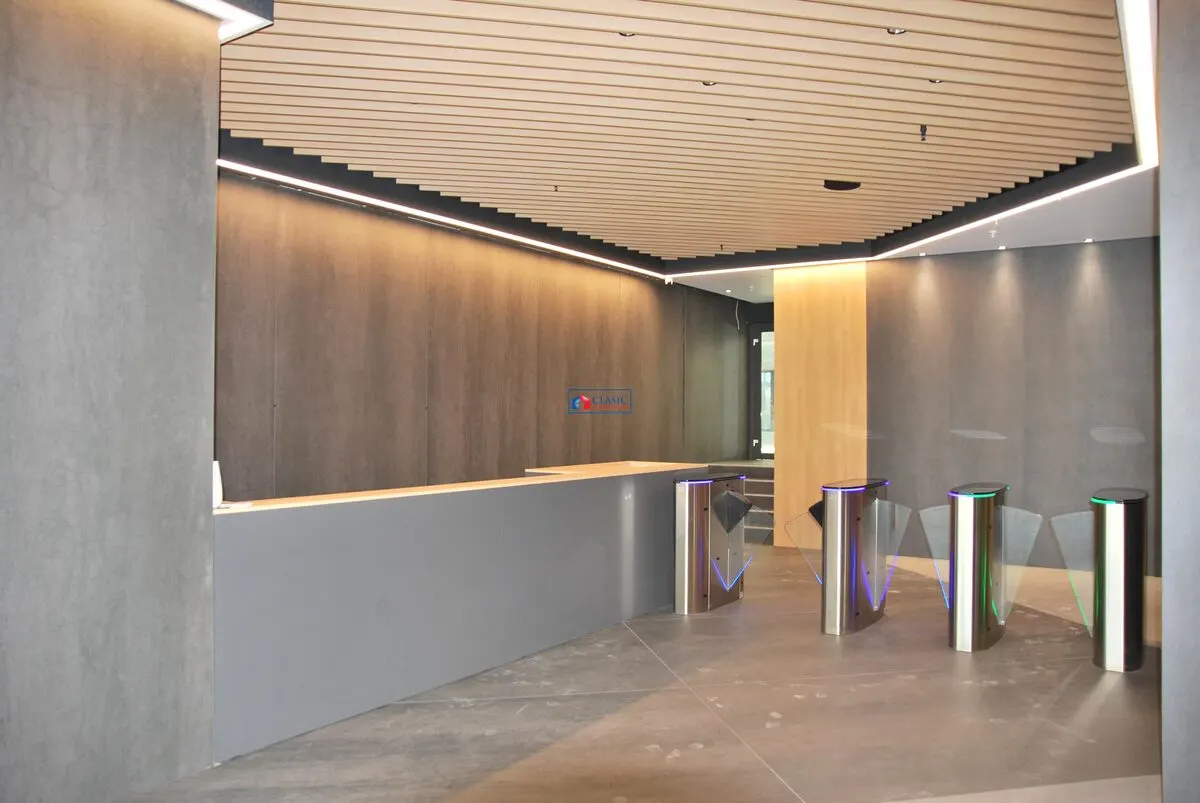 Comision 0%! Inchiriere 990 mp in Business Center clasa A! - foto 1