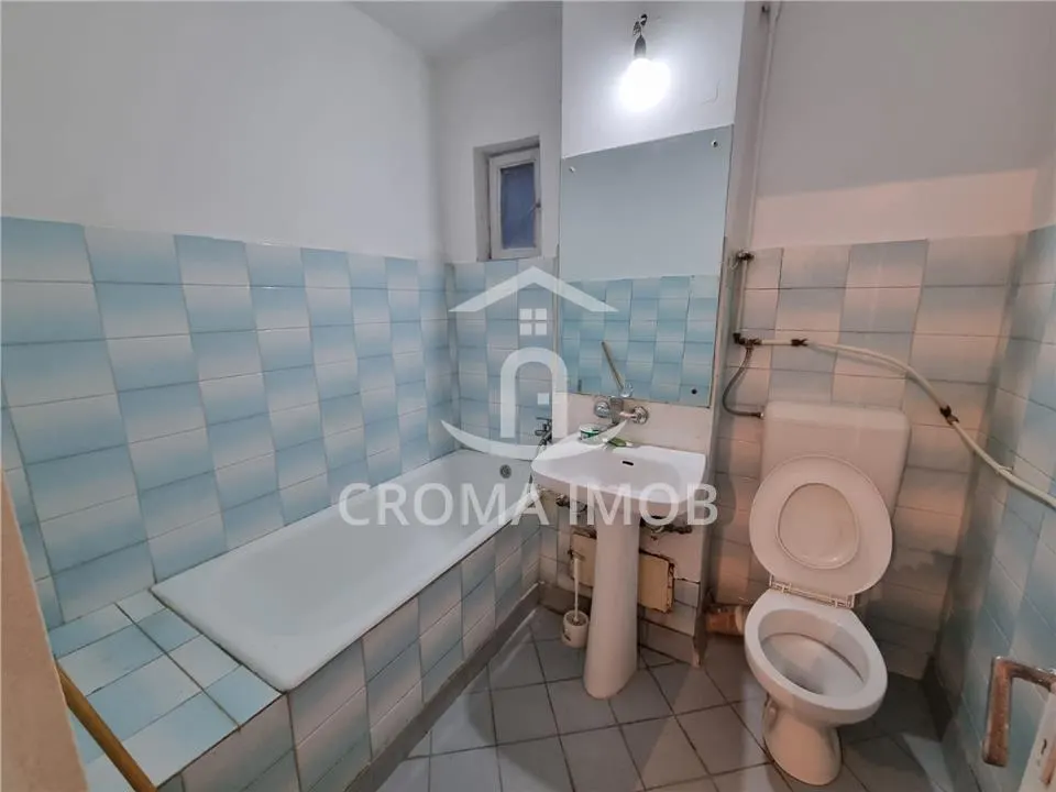 Vanzare apartament 2 camere, decomandat, zona Sud, Bariera Bucuresti, Ploiesti - foto 14