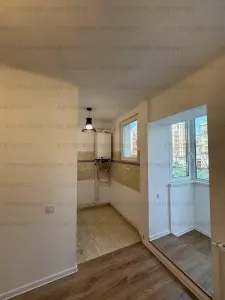 Apartament cu 2 camere, semidecomandat - zona Garii - Brasov