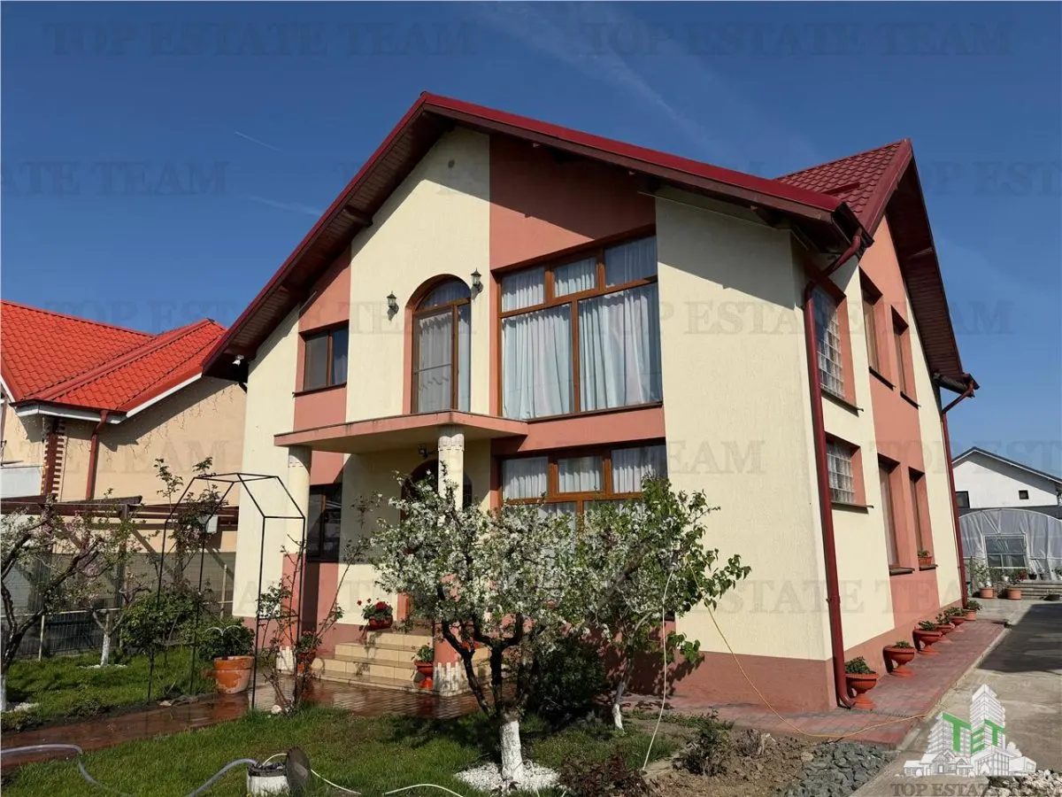 Vila premium cu teren de 721 mp - 186.990 EURO - liniste si intimitate aproape de oras - foto 1