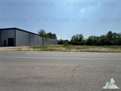 Spatiu comercial stradal, cu toate utilitatile stradal, la 100 m de A 1, pretabil supermarket, productie, depozit, 435mp utili , COMUNA ULMI, GURGIU - foto 3